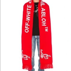 OFF WHITE c/o Virgil Abloh Scorpion Scarf